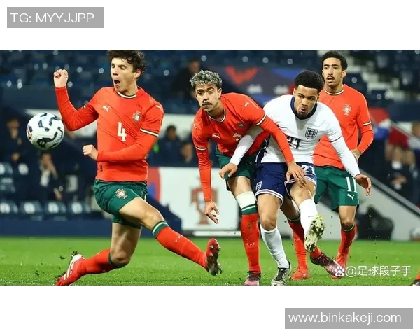 足球明星的绝技揭秘:那些令人瞩目的神奇瞬间与背后的训练故事 足球明星的绝技揭秘:那些令人瞩目的神奇瞬间与背后的训练故事